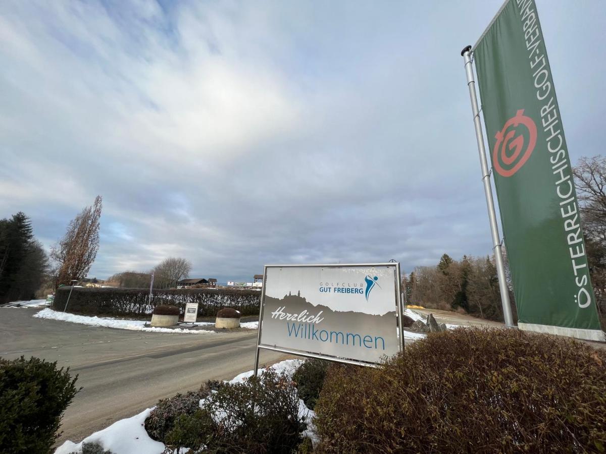 Golf-Appartement Gleisdorf Kültér fotó