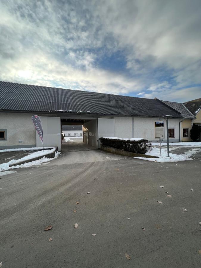 Golf-Appartement Gleisdorf Kültér fotó